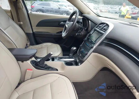 2015 Chevrolet Malibu 2Lt из США, поврежденный, VIN 1G11D5SL8FF125078